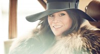 Trijntje Oosterhuis op Strandwalfestival 2016