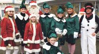 Kerstman op bezoek op Dierenselaan/Apeldoornselaan en Leyenburg