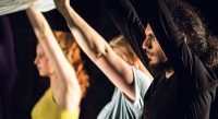 Buurtvoorstelling Zand en Veen in Theater Dakota