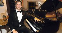 Virtuoos Erwin Rommert Weerstra geeft pianorecital in de Bonifatiuskerk