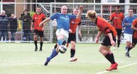 S.V. Loosduinen schiet met scherp